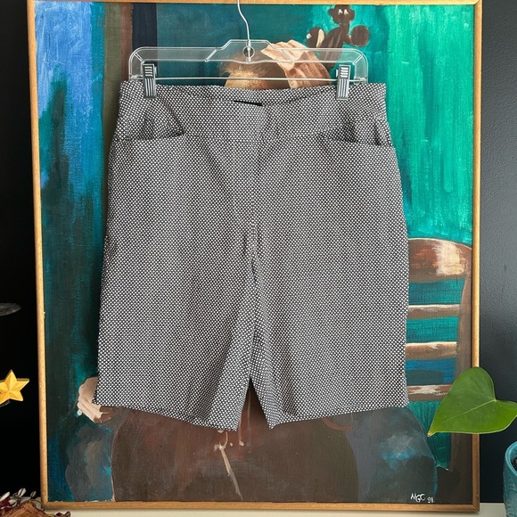 Hilary Radley Monochrome Geometric Bermudas - Picture 10 of 16